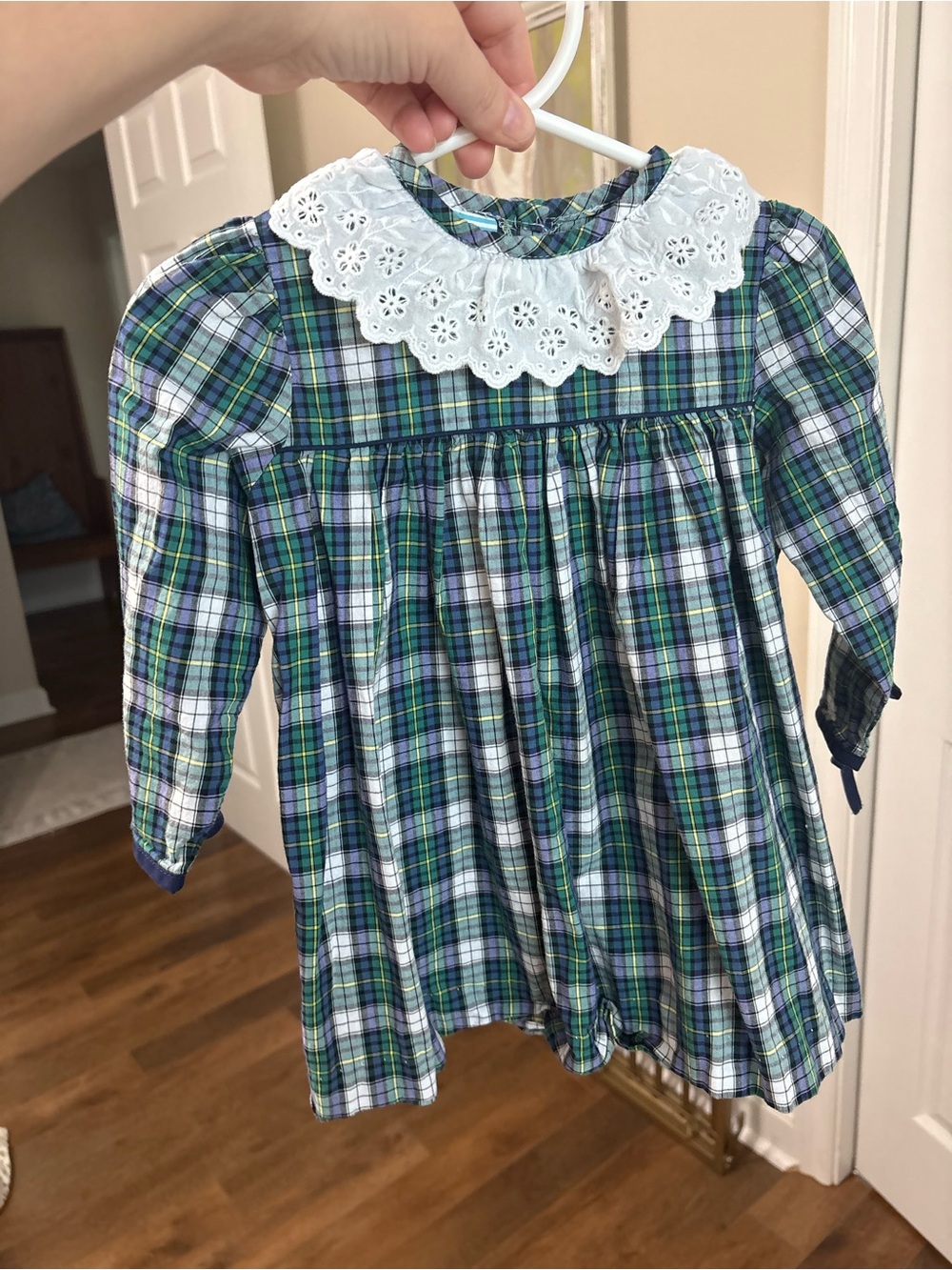 Southern Sunshine Girls 24M Plaid Dress Green Navy Blue Eyelet Collar Long Sleev